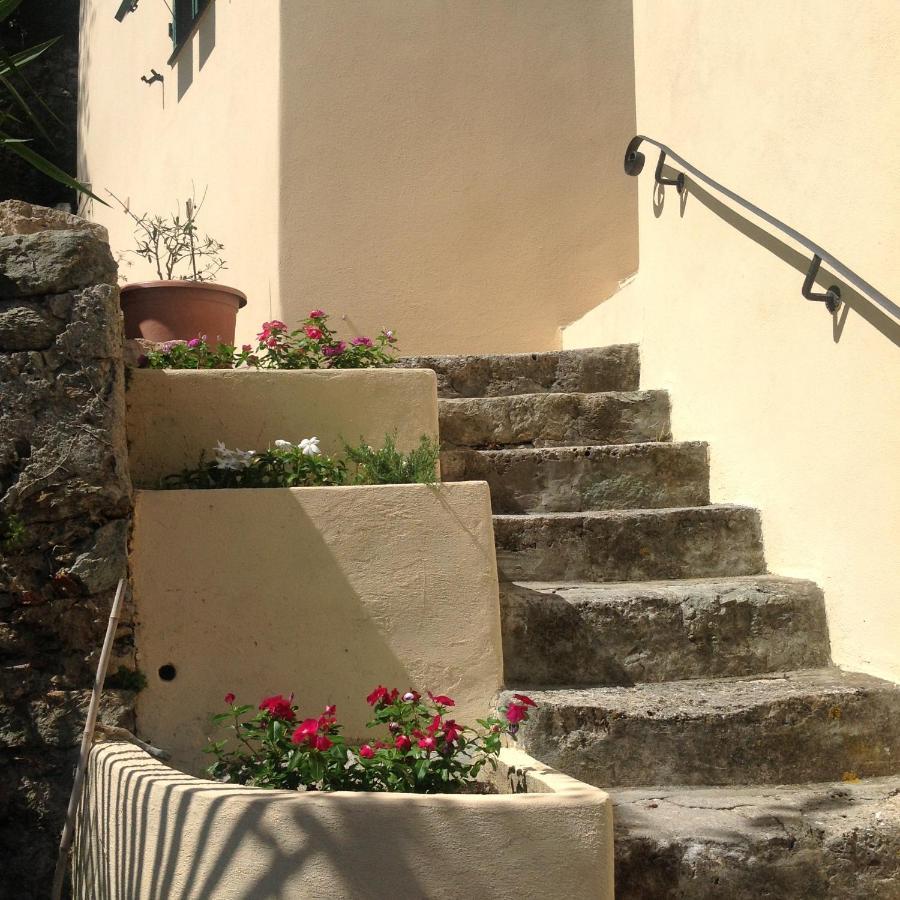 B&B Lacrema Finale Ligure Luaran gambar
